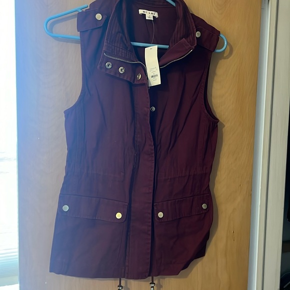 Miami Vest from Francesca’s New - Picture 1 of 4